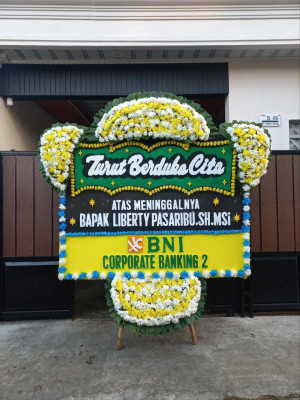 Papan Bunga Duka di Wek Iv